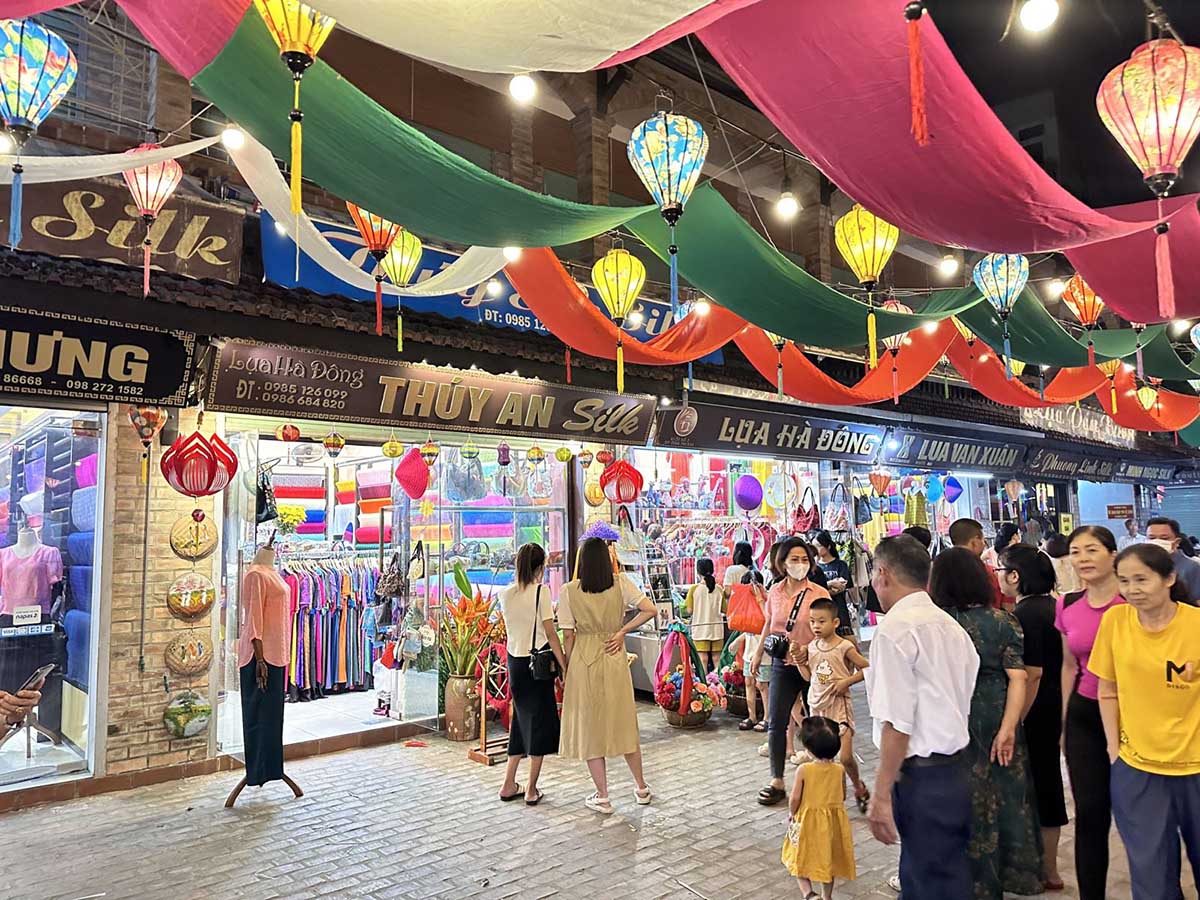 Van Phuc Silk Village hanoi